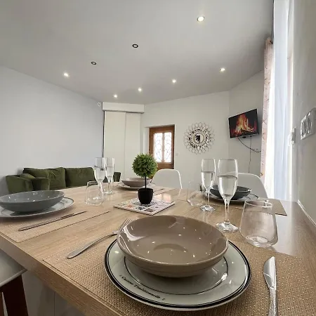 E 2 Poterne T3 Rdc Proche Centre-ville Apartman