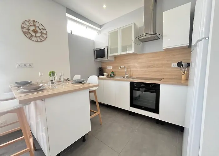 Appartement E 2 Poterne T3 Rdc Proche Centre-ville *